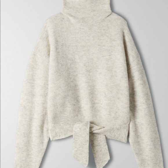 Aritzia Sweaters - Wilfred Lorin Sweater in winter white color